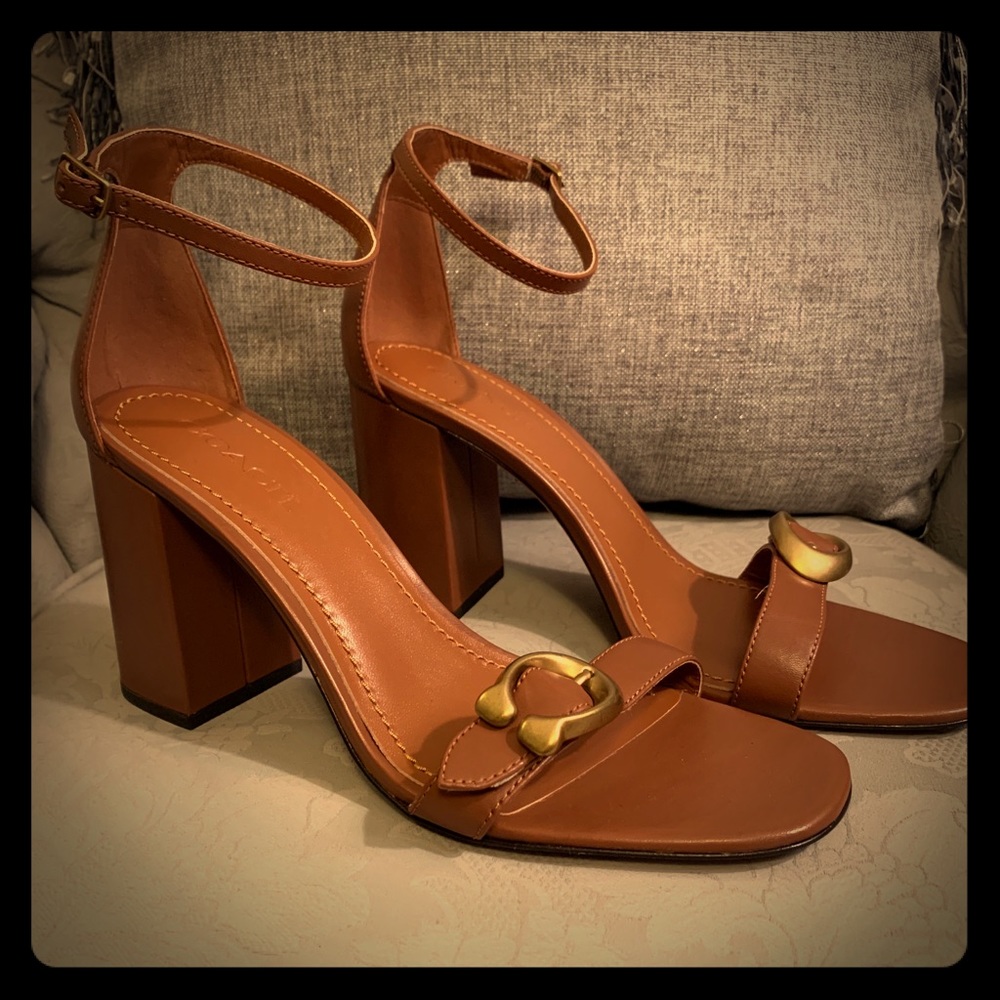 Coach ‘Maya’ sandals